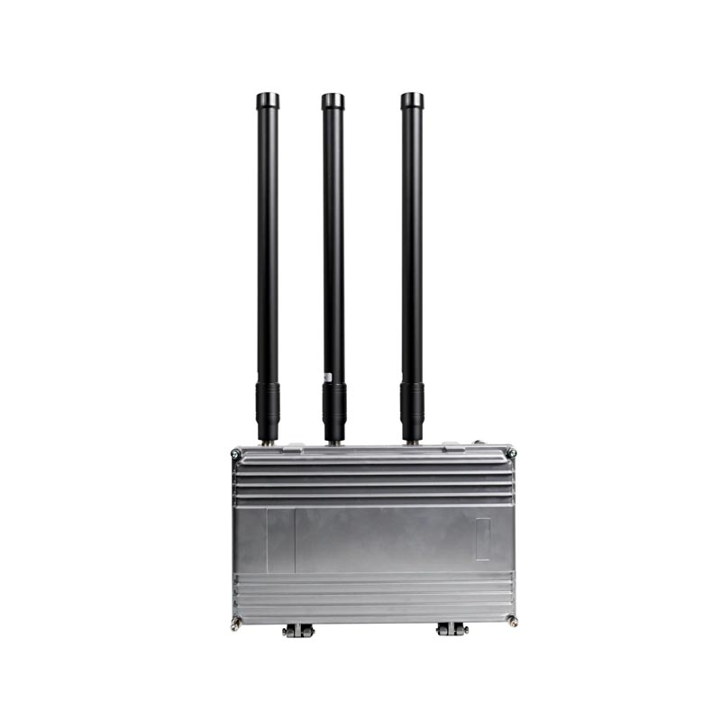 Anti Drone Jammer namontovaný na vozidle Tri Bands